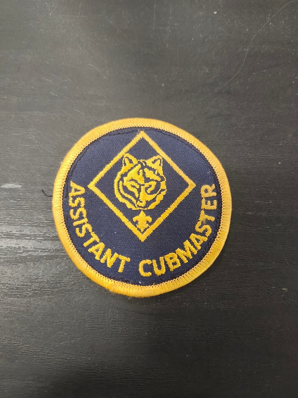 Vtg Assistant Cubmaster Patch Boy Scouts of America BSA Cub Scouts Uniform Badge